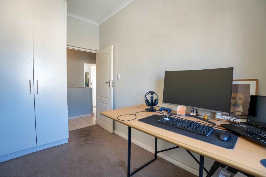 2 Bedroom Property for Sale in Paarl Western Cape